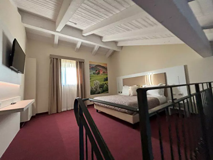 Immagine 9 di Villa in vendita  35 a Riva Presso Chieri