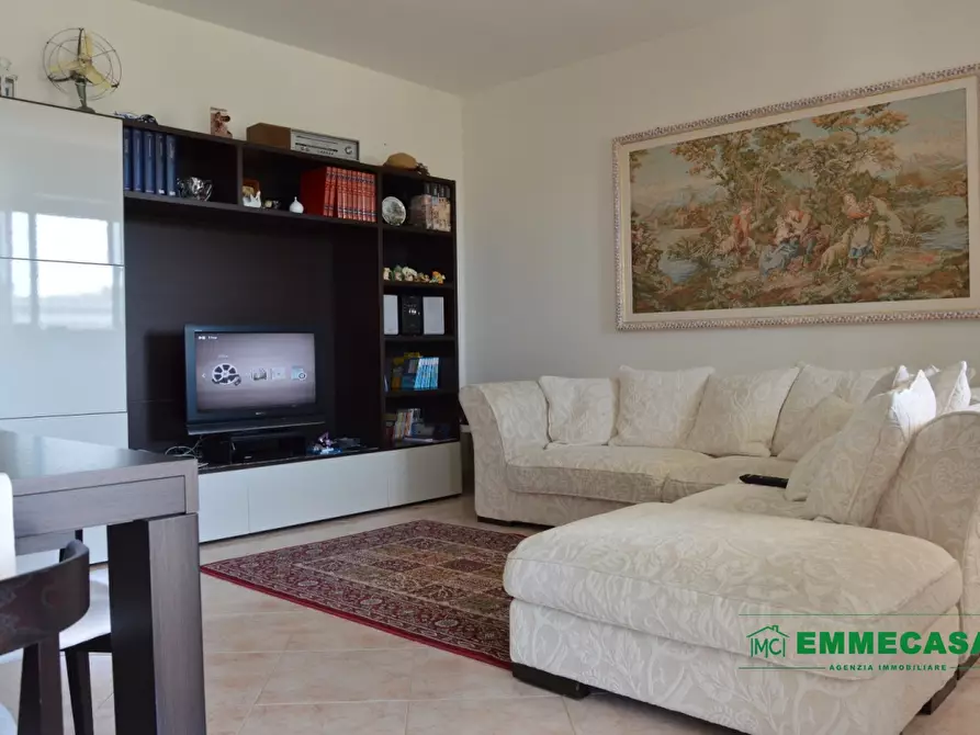 Immagine 2 di Appartamento in vendita  a Valenzano