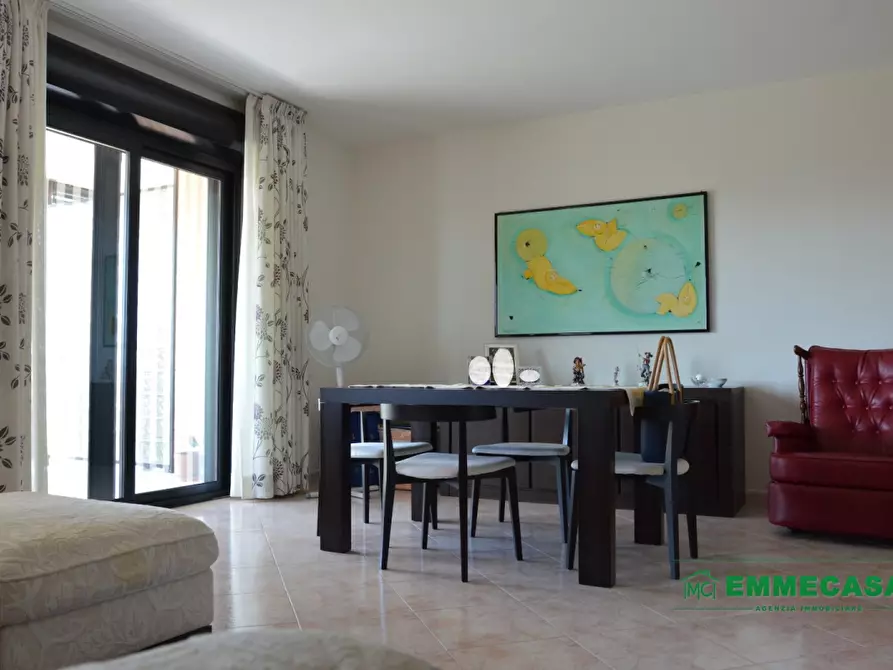 Immagine 5 di Appartamento in vendita  a Valenzano