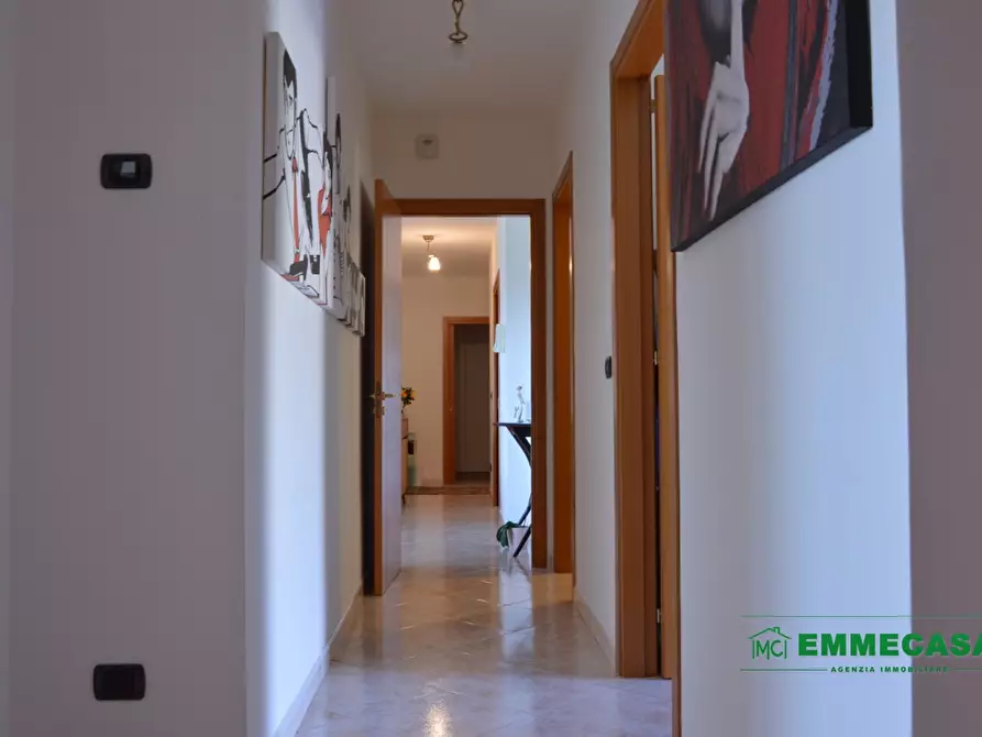 Immagine 10 di Appartamento in vendita  a Valenzano