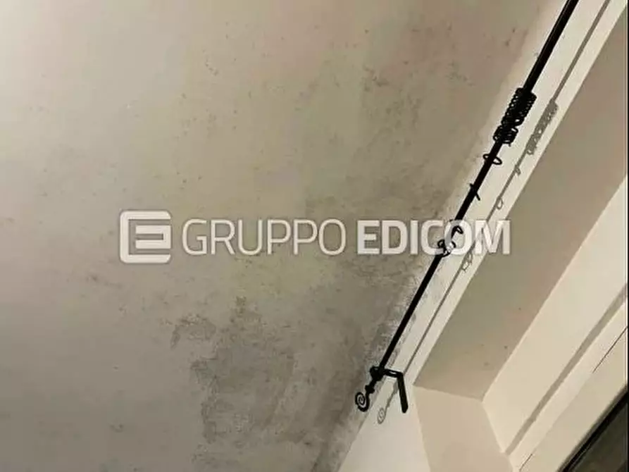 Immagine 10 di Appartamento in vendita  80 a Bari