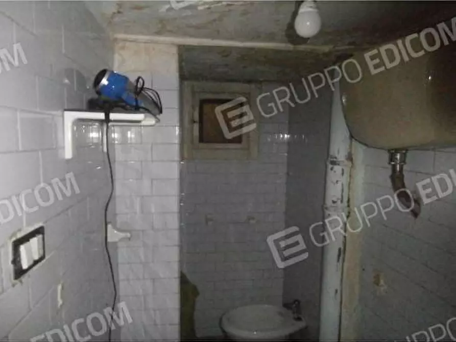 Immagine 3 di Appartamento in vendita  5 a Bari