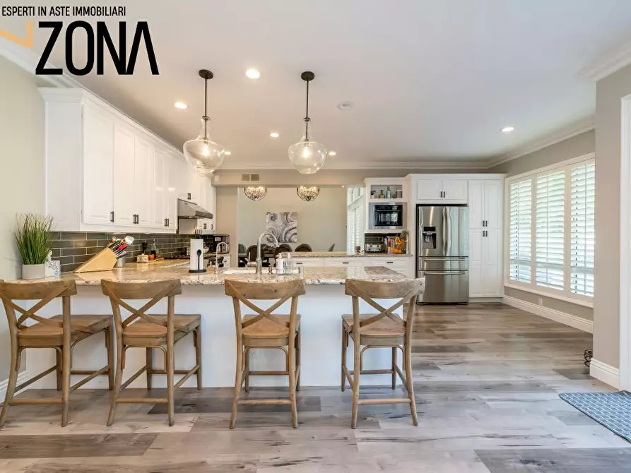 Immagine 8 di Appartamento in vendita  52 a Bari