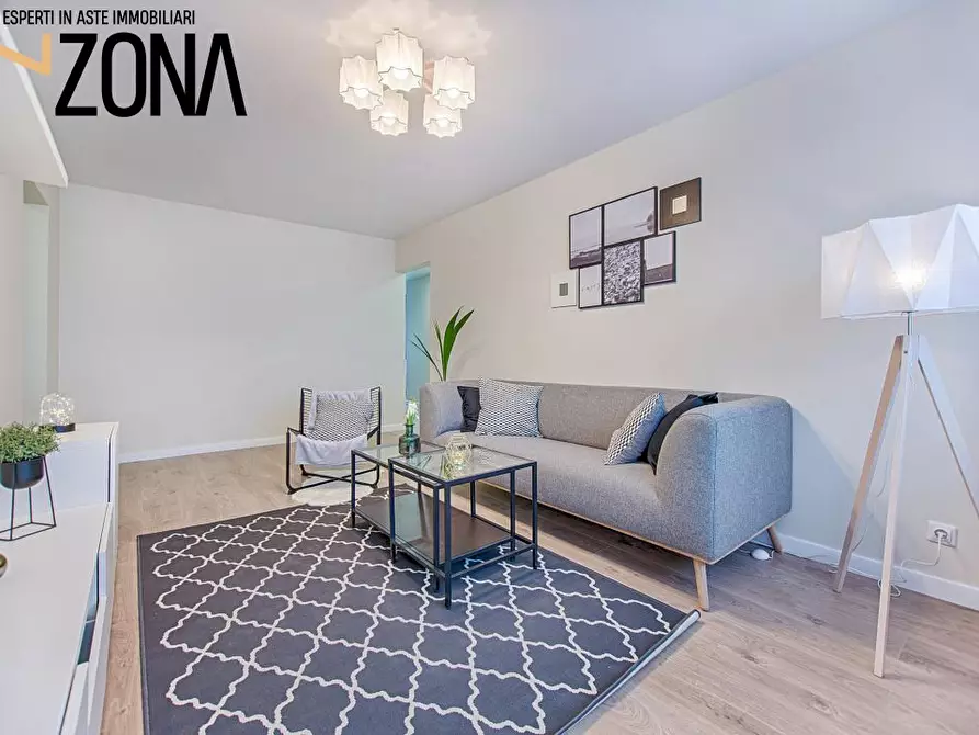 Immagine 3 di Appartamento in vendita  66 a Ischitella