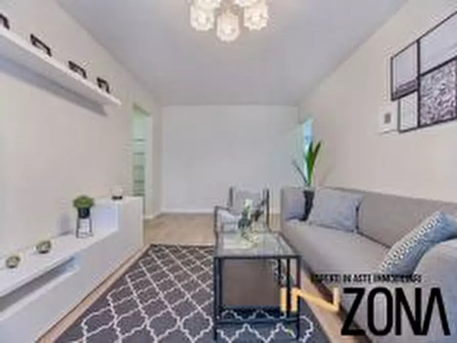 Immagine 9 di Appartamento in vendita  21 a Manfredonia