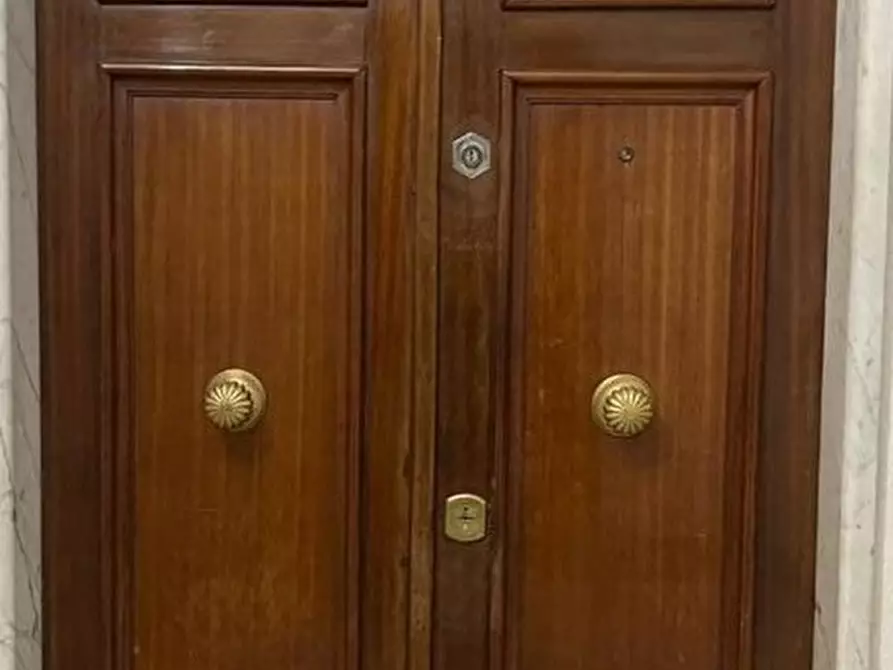 Immagine 7 di Appartamento in vendita  4/10 a Genova