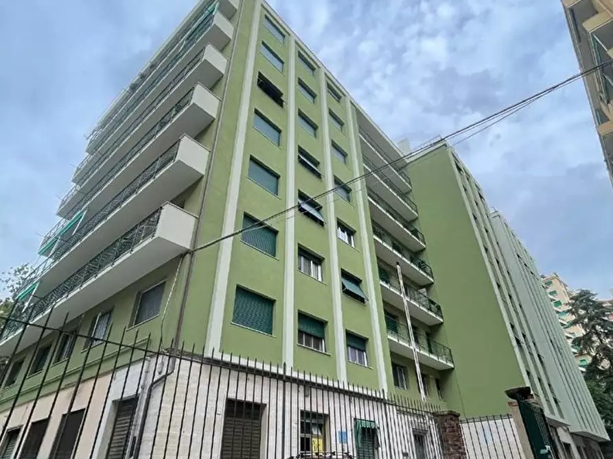 Immagine 1 di Appartamento in vendita  4/10 a Genova