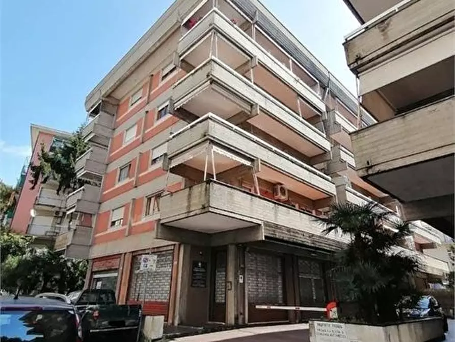 Immagine 3 di Appartamento in vendita  10 a Rapallo