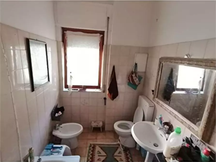 Immagine 9 di Appartamento in vendita  10 a Rapallo