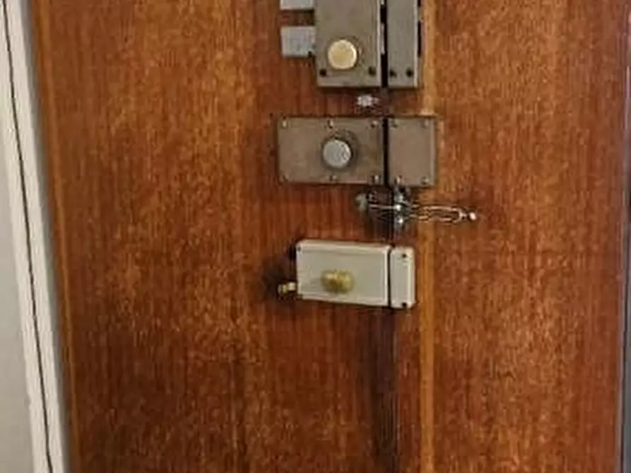 Immagine 5 di Appartamento in vendita  40/3 a Genova