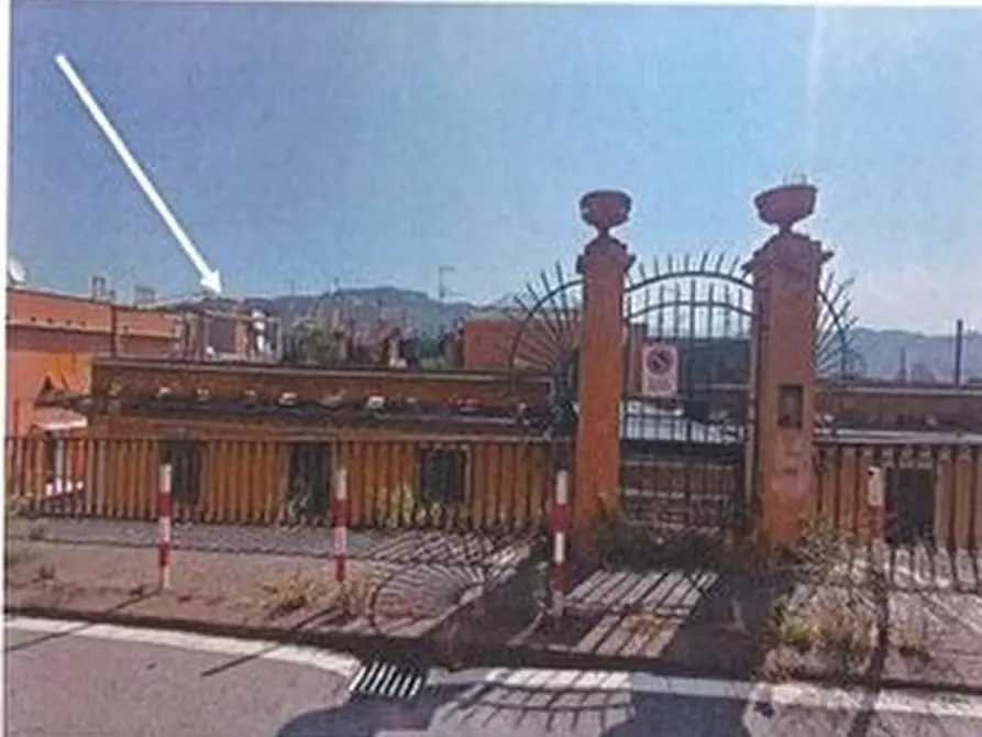 Immagine 5 di Appartamento in vendita  3 a Genova