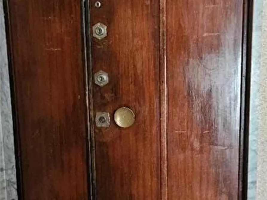 Immagine 3 di Appartamento in vendita  40/7 a Genova