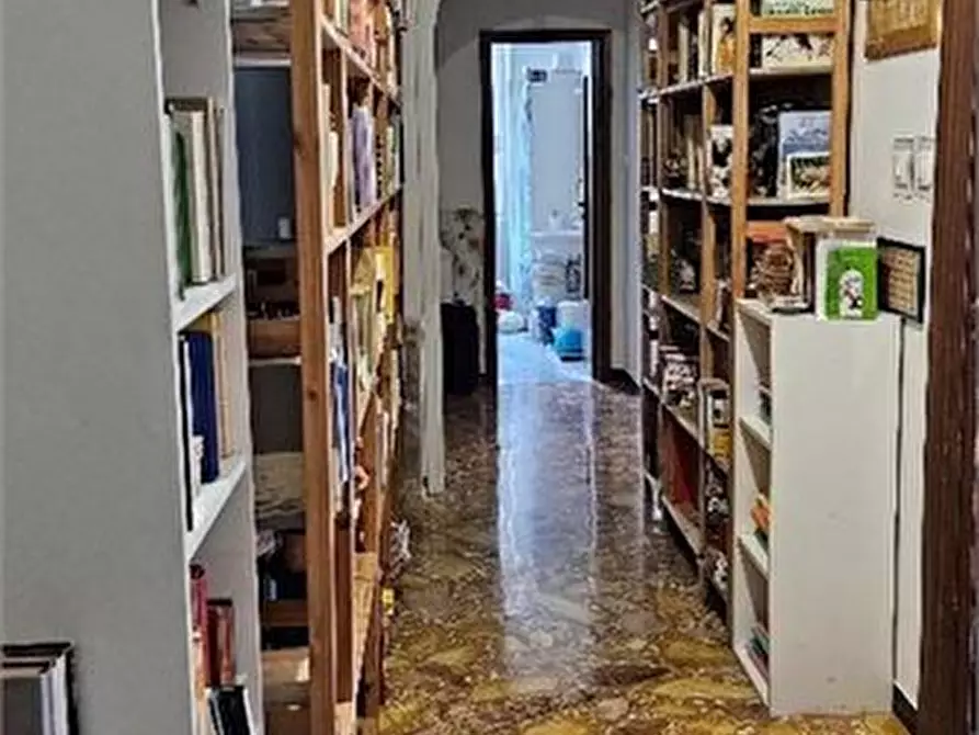Immagine 4 di Appartamento in vendita  40/7 a Genova