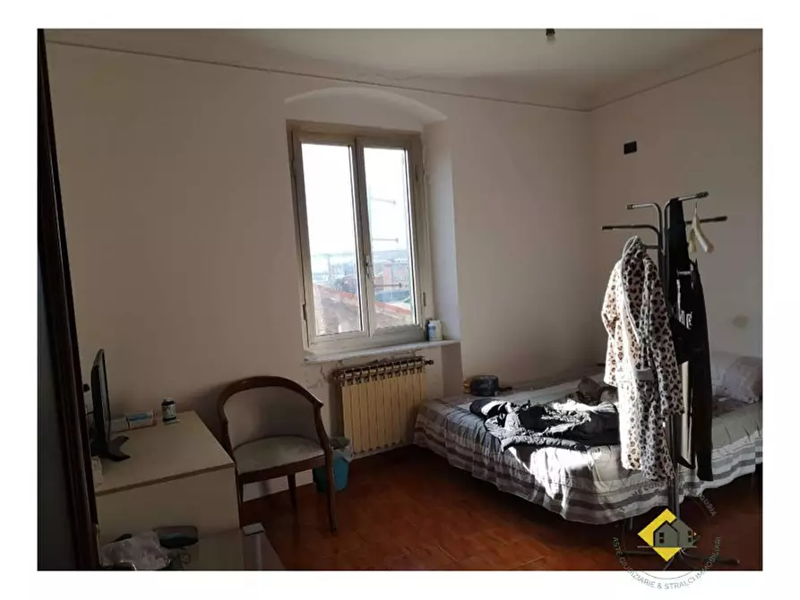 Immagine 10 di Appartamento in vendita  42 a Genova