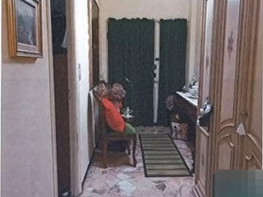 Immagine 3 di Appartamento in vendita  18 a Genova