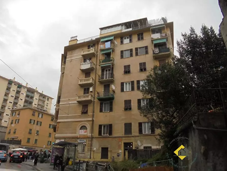 Immagine 1 di Appartamento in vendita  185 int.8 a Genova