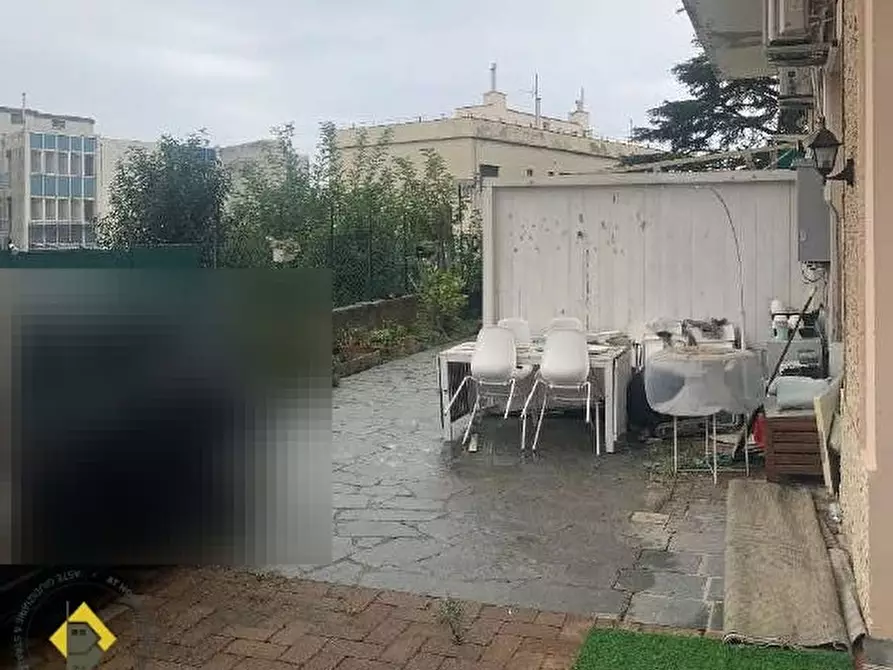 Immagine 5 di Appartamento in vendita  12F-nero a Genova