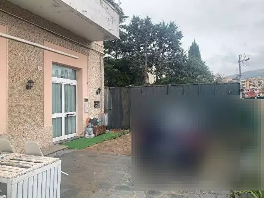 Immagine 4 di Appartamento in vendita  12F-nero a Genova