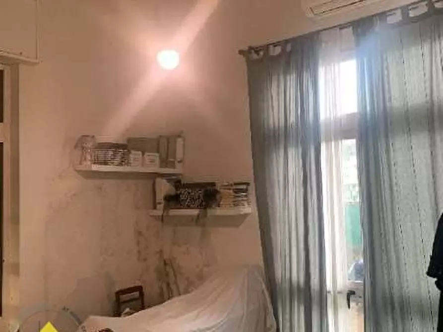 Immagine 10 di Appartamento in vendita  12F-nero a Genova