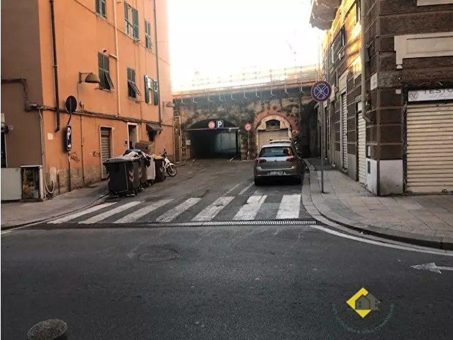 Immagine 6 di Appartamento in vendita  37/7 a Genova