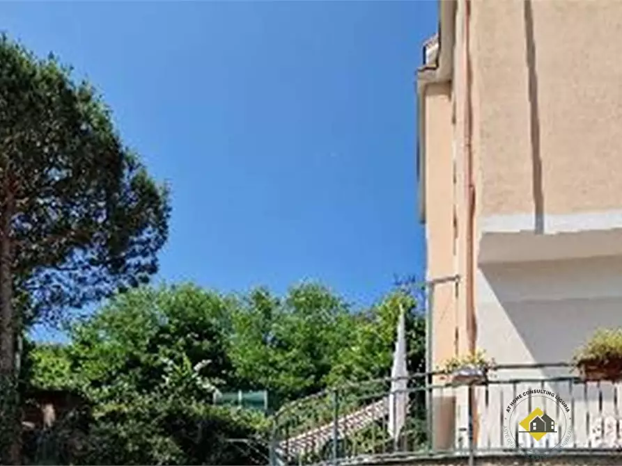 Immagine 8 di Appartamento in vendita  10 a Genova