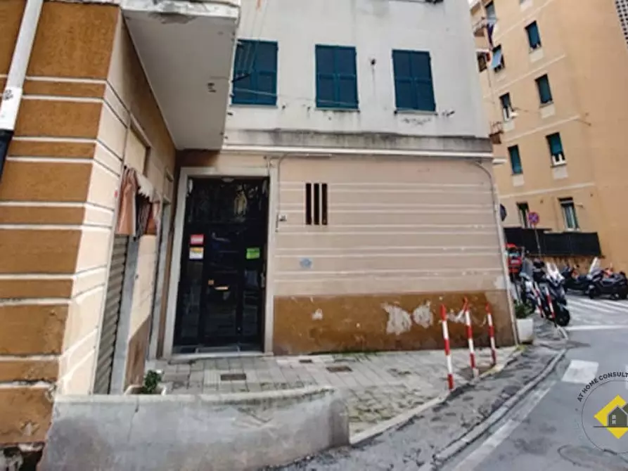 Immagine 4 di Appartamento in vendita  34 a Genova