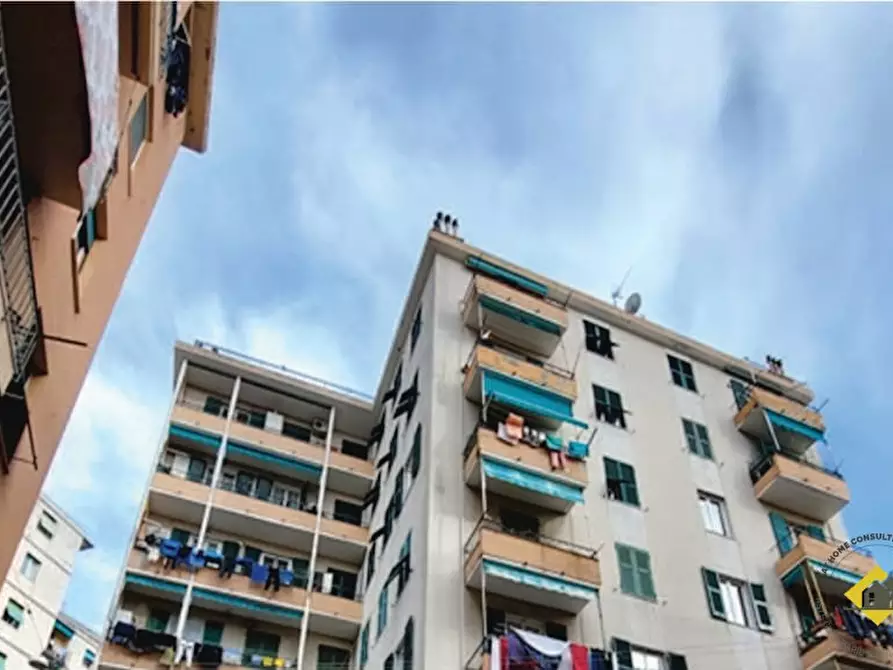 Immagine 2 di Appartamento in vendita  34 a Genova