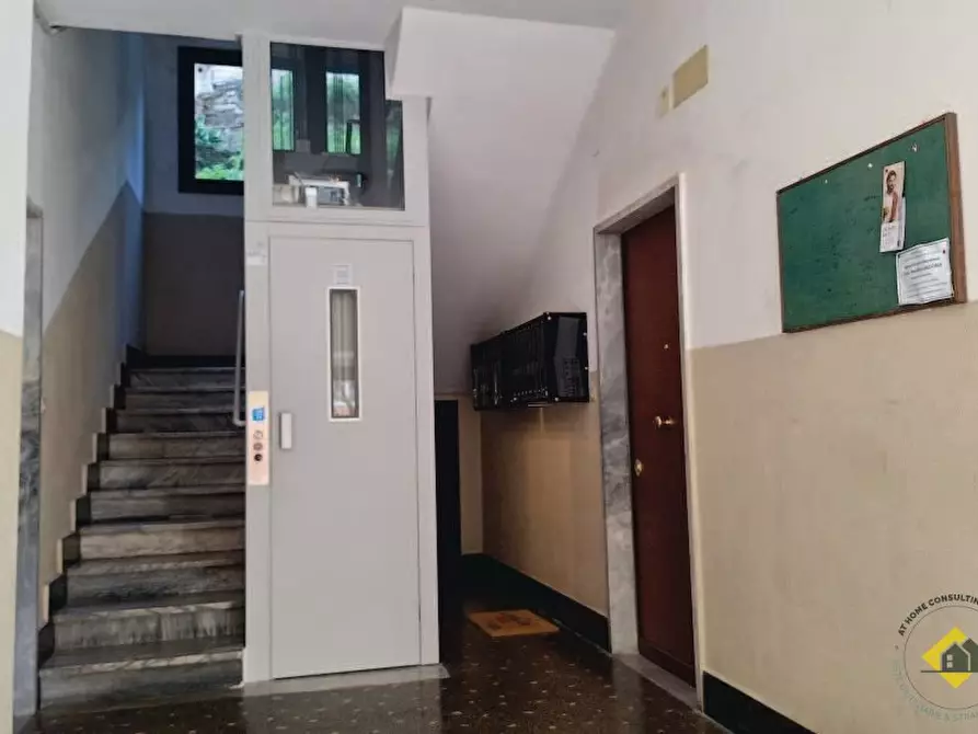Immagine 4 di Appartamento in vendita  13/18 a Genova