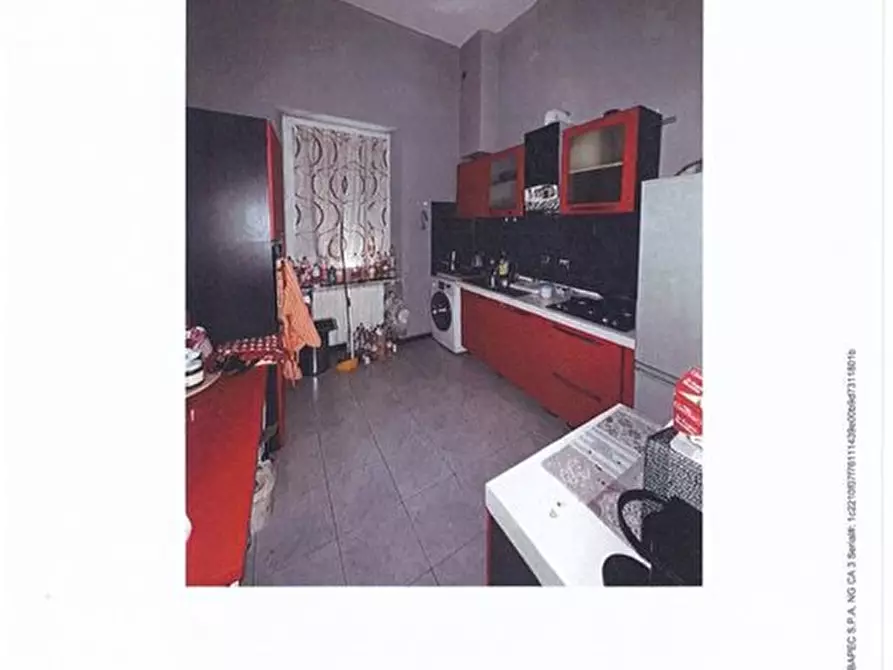 Immagine 8 di Appartamento in vendita  9 a Genova