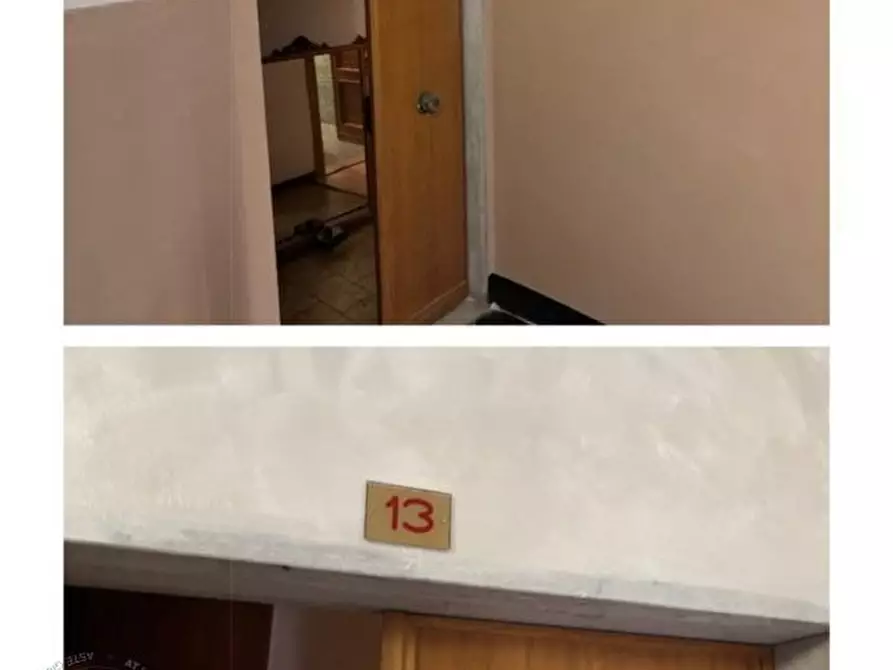 Immagine 10 di Appartamento in vendita  13 a Genova
