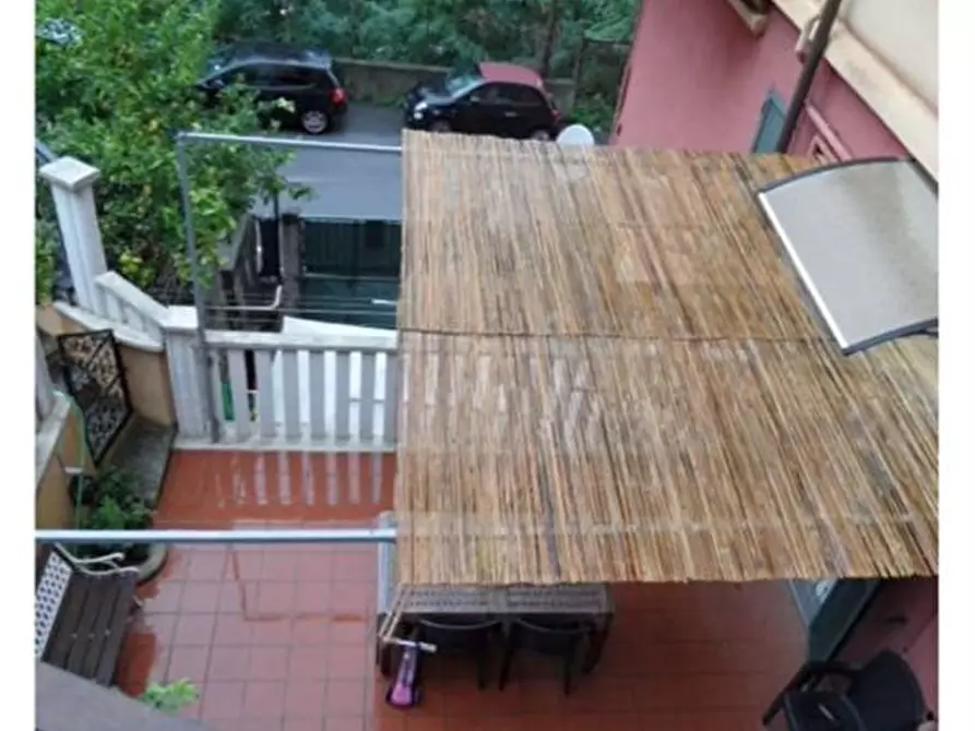 Immagine 7 di Appartamento in vendita  10 a Genova