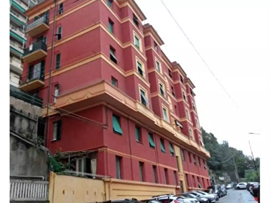 Immagine 2 di Appartamento in vendita  10 a Genova