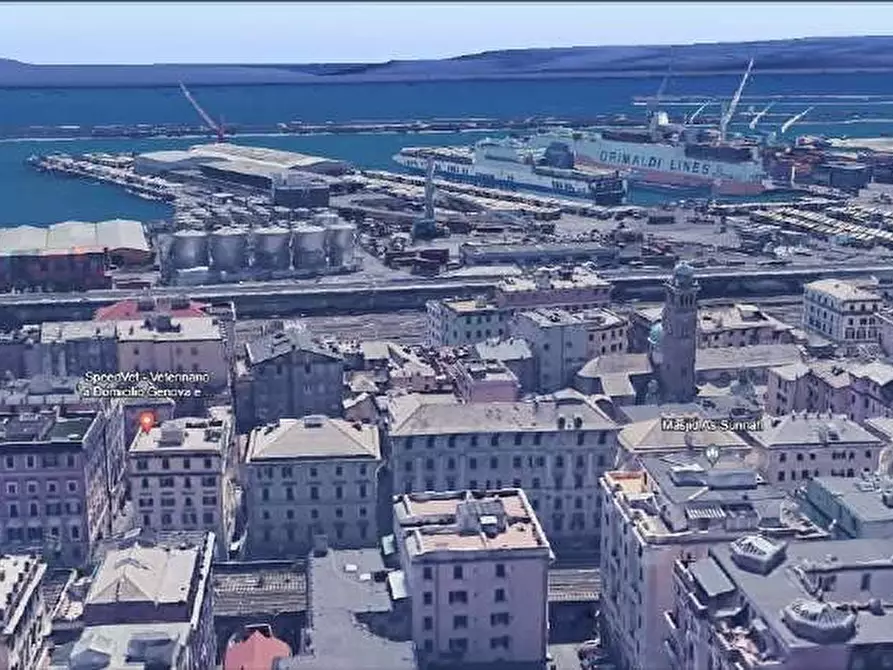 Immagine 8 di Appartamento in vendita  35 a Genova