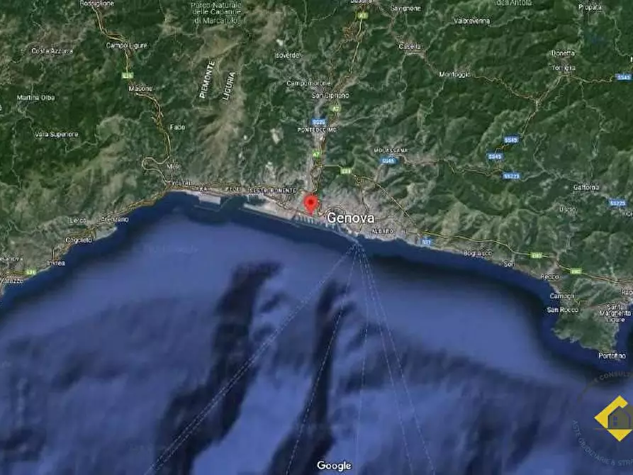 Immagine 2 di Appartamento in vendita  35 a Genova