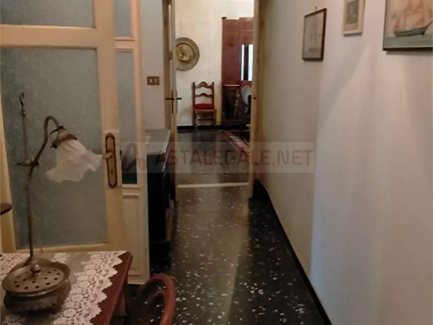 Immagine 4 di Appartamento in vendita  30 a Imperia