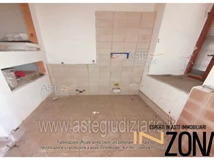 Immagine 10 di Appartamento in vendita  11 a Carsoli