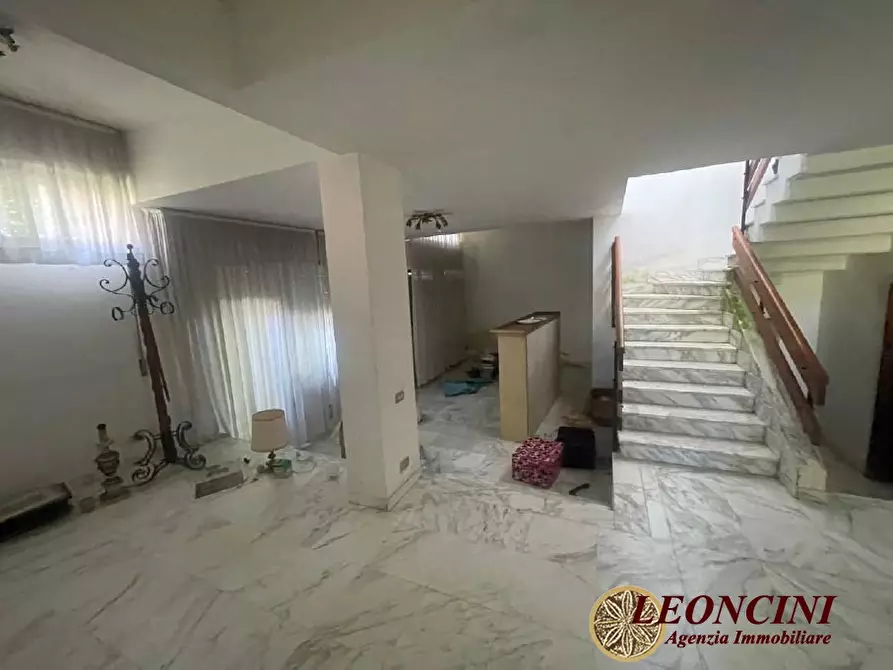 Immagine 4 di Appartamento in vendita  54 a Carrara