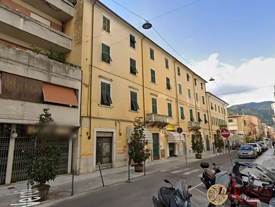 appartamento in vendita a Carrara