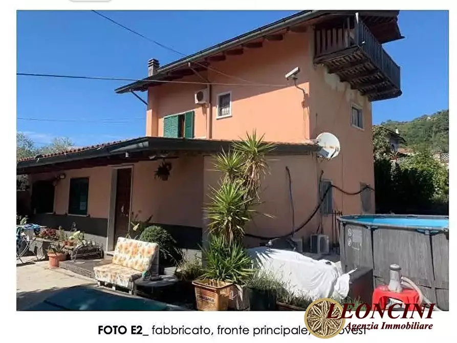 casa indipendente in vendita a Carrara in zona Bonascola