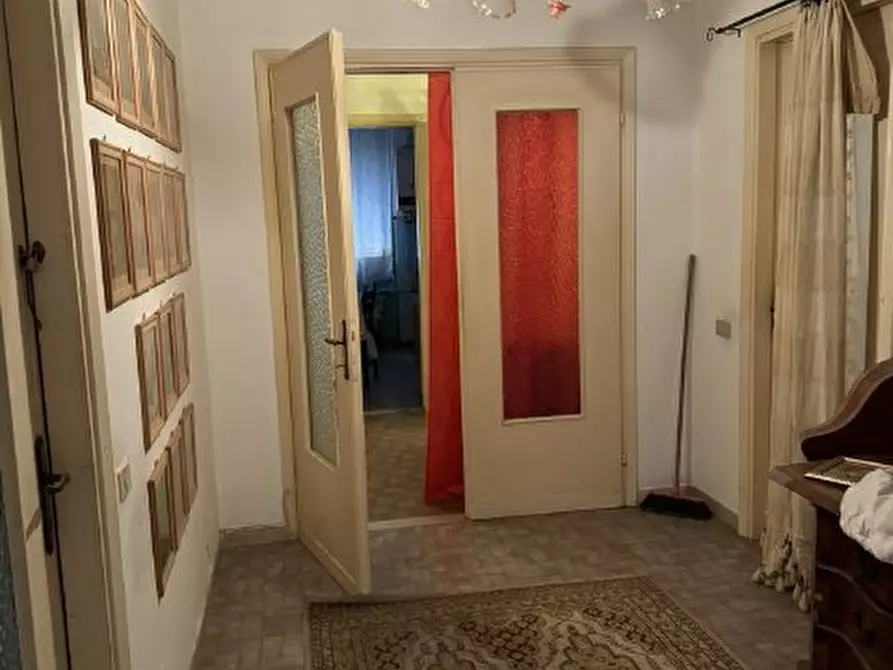 Immagine 10 di Appartamento in vendita  12 a Villafranca In Lunigiana