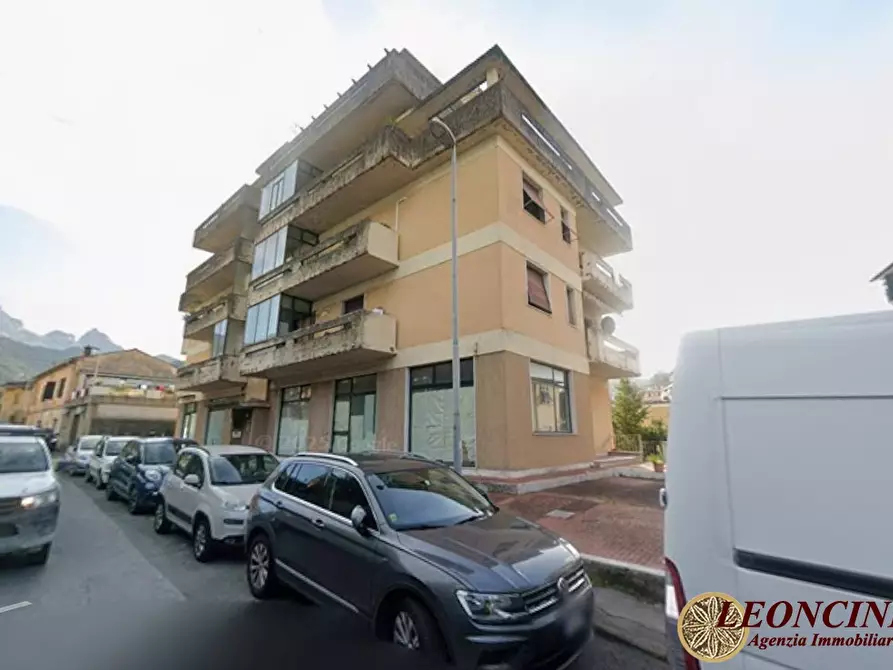 Immagine 1 di Appartamento in vendita  72 a Carrara