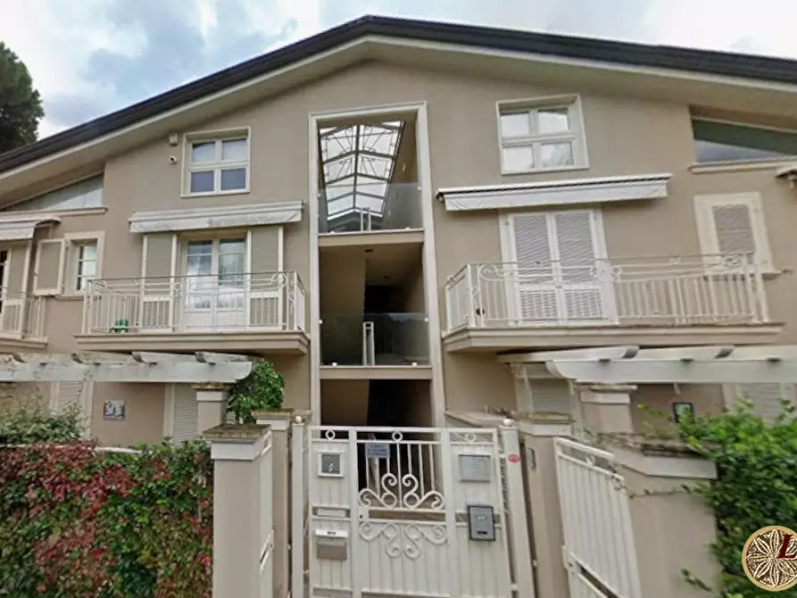 Immagine 4 di Appartamento in vendita  4 a Massa