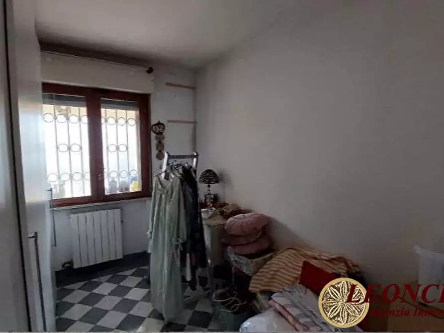 Immagine 6 di Appartamento in vendita  1 a Massa