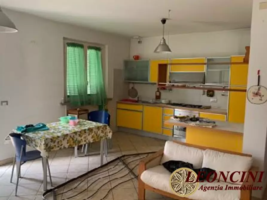 Immagine 2 di Appartamento in vendita  118 a Massa