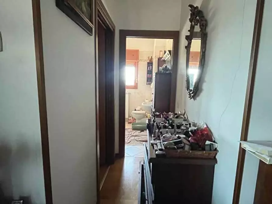 Immagine 5 di Appartamento in vendita  18 a Milano