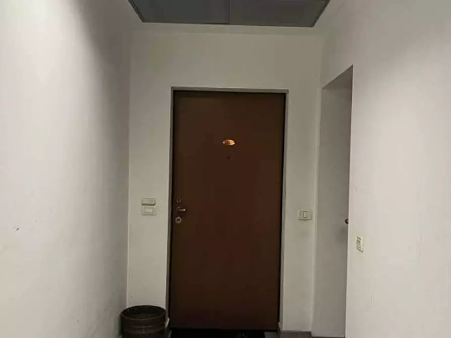 Immagine 4 di Appartamento in vendita  18 a Milano