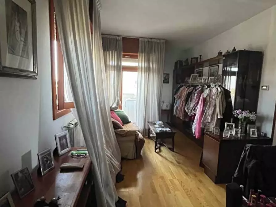 Immagine 7 di Appartamento in vendita  18 a Milano