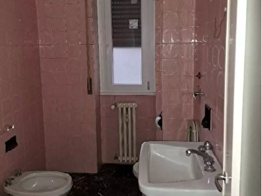 Immagine 6 di Appartamento in vendita  256 a Milano