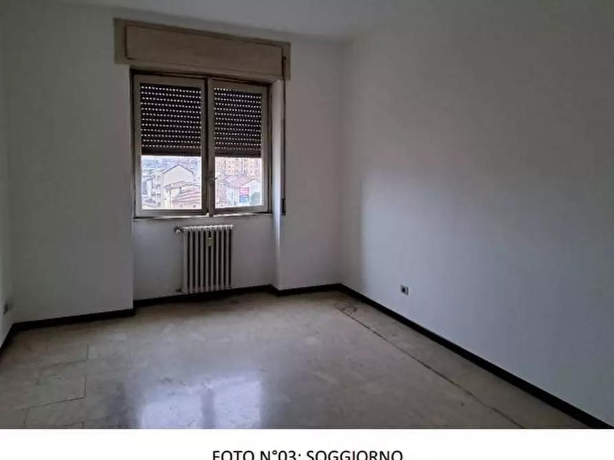 Immagine 5 di Appartamento in vendita  256 a Milano