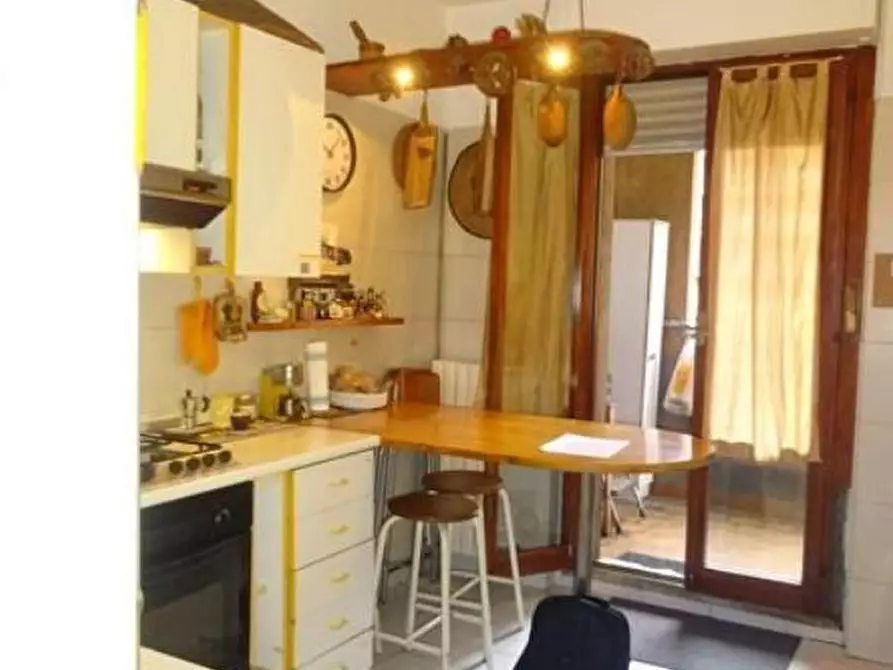 Immagine 10 di Appartamento in vendita  11 a Milano